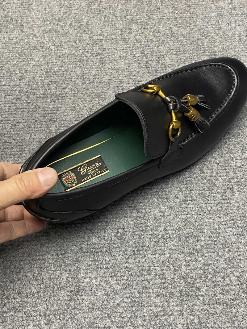 Gucci Leather Shoes